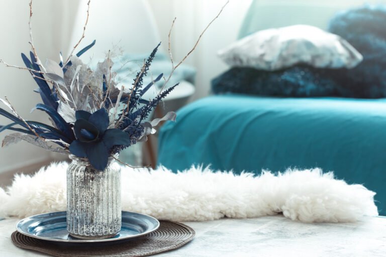 Colors That Go With Navy Blue