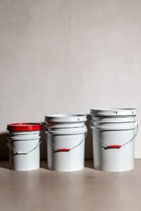 How Much Does a 5 Gallon Bucket of Paint Weigh Explained Accurately ...