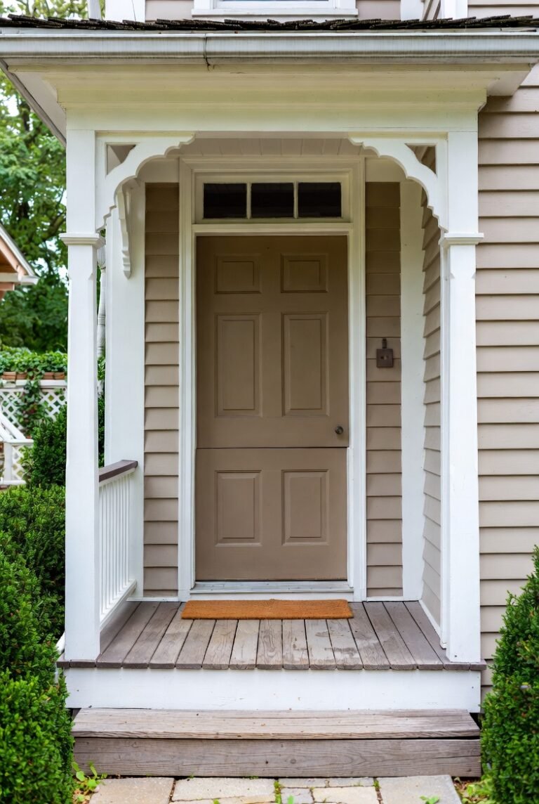 16 Cape Cod Front Porch Ideas to Boost Your Curb Appeal - paintzine.com